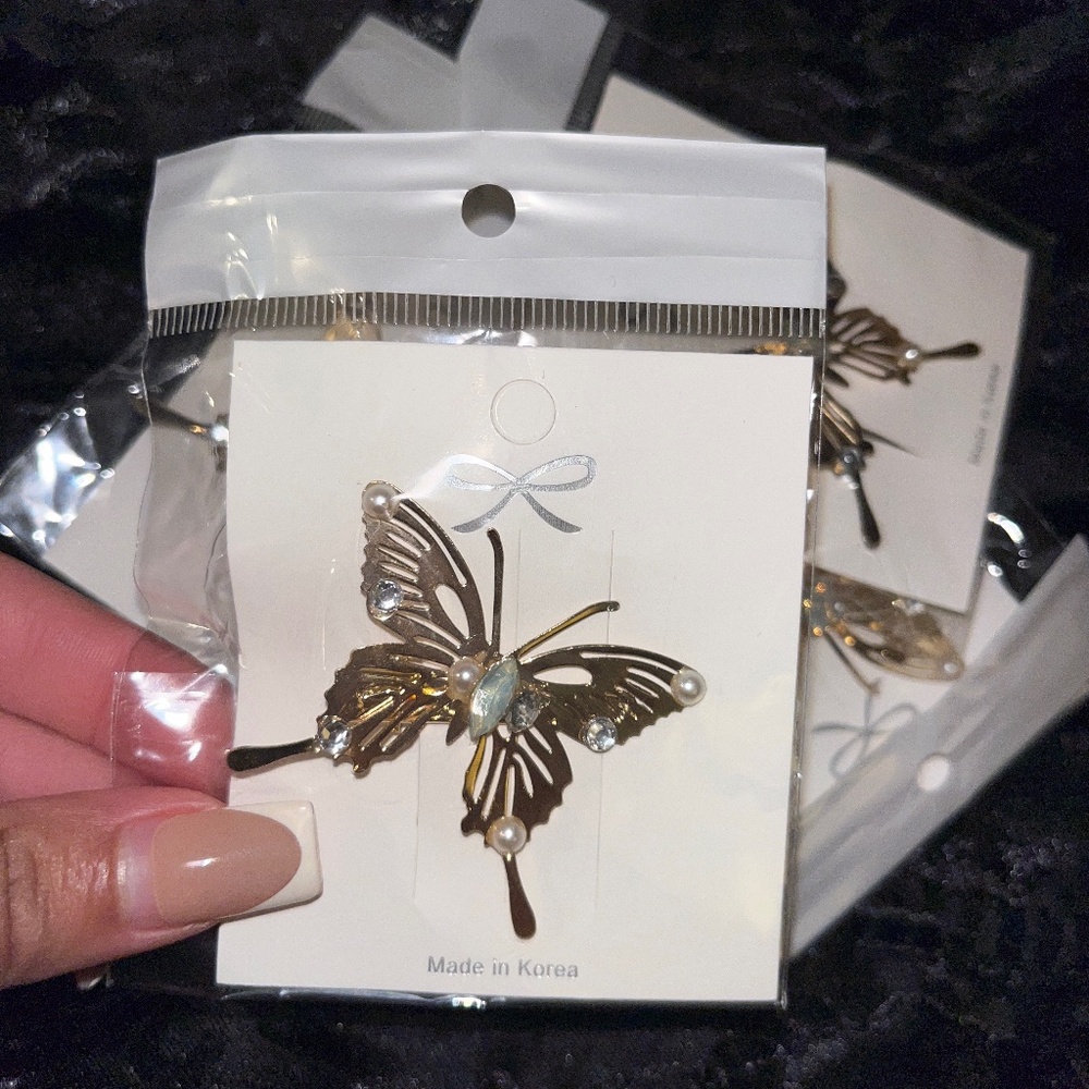 Hair clips